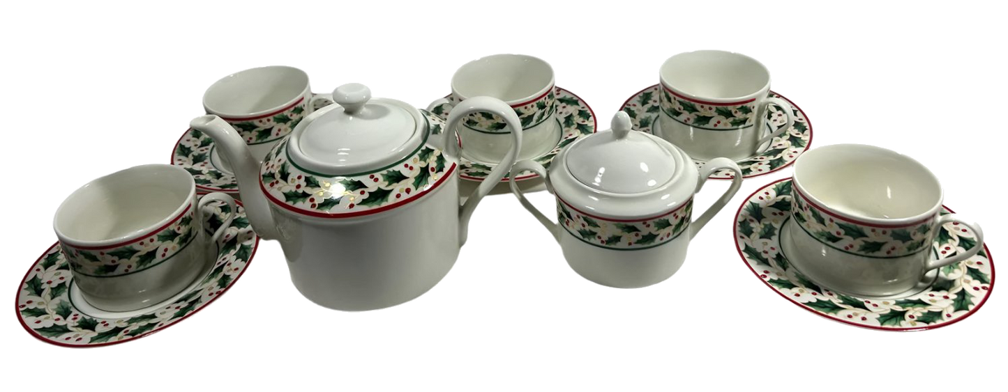 1950s Holly and Berry Porcelain Coffee Set – 7-Piece Holiday Edition