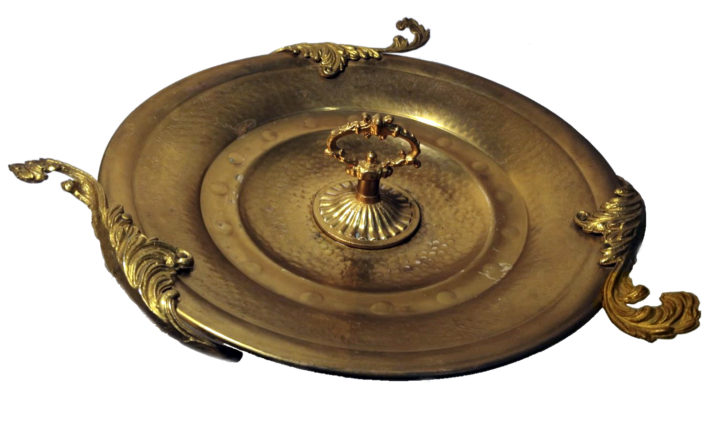 19th-Century Ornate Brass Fruit Bowl with Handle and Scrollwork Accents