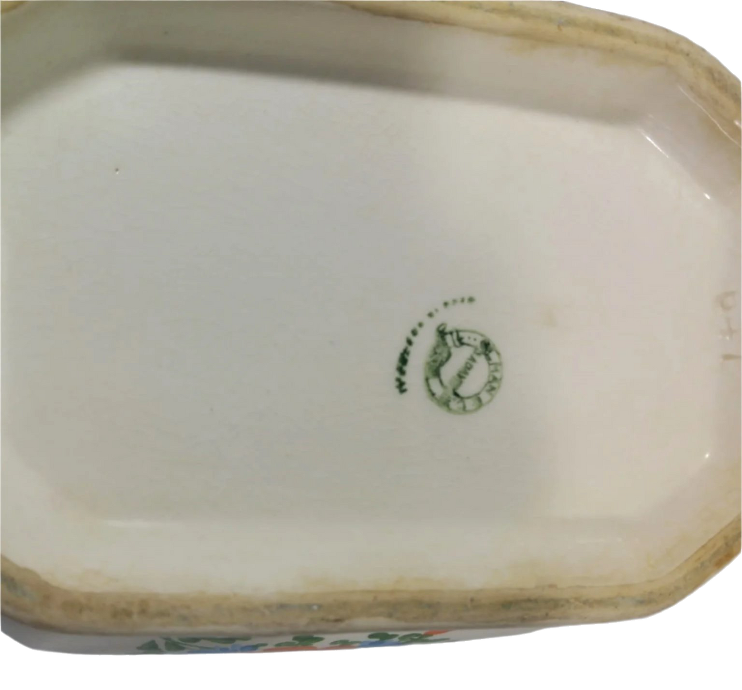 Terrina com tampa em porcelana floral de Aveiro, 30 cm, século XIX