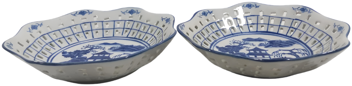 Pair of Alcobaça Blue and White Decorative Fruit Bowls with Openwork Design