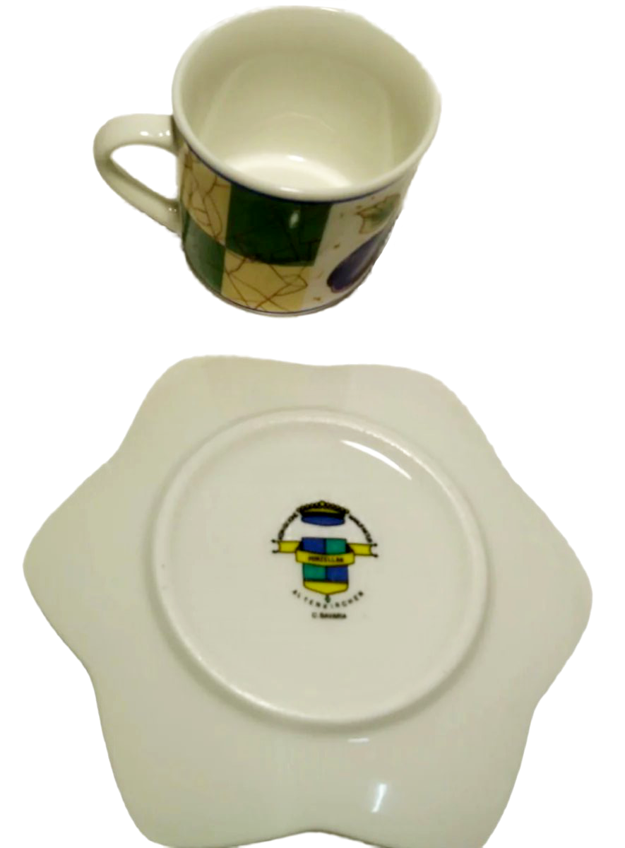 Pristine Vintage Coffee Cup and Saucer Set – 1960s-70s Fruit Motif, Set of 6