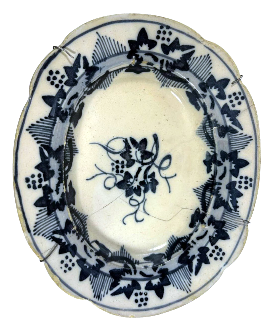 18th-Century Coimbra Ceramic Dish – 22 cm