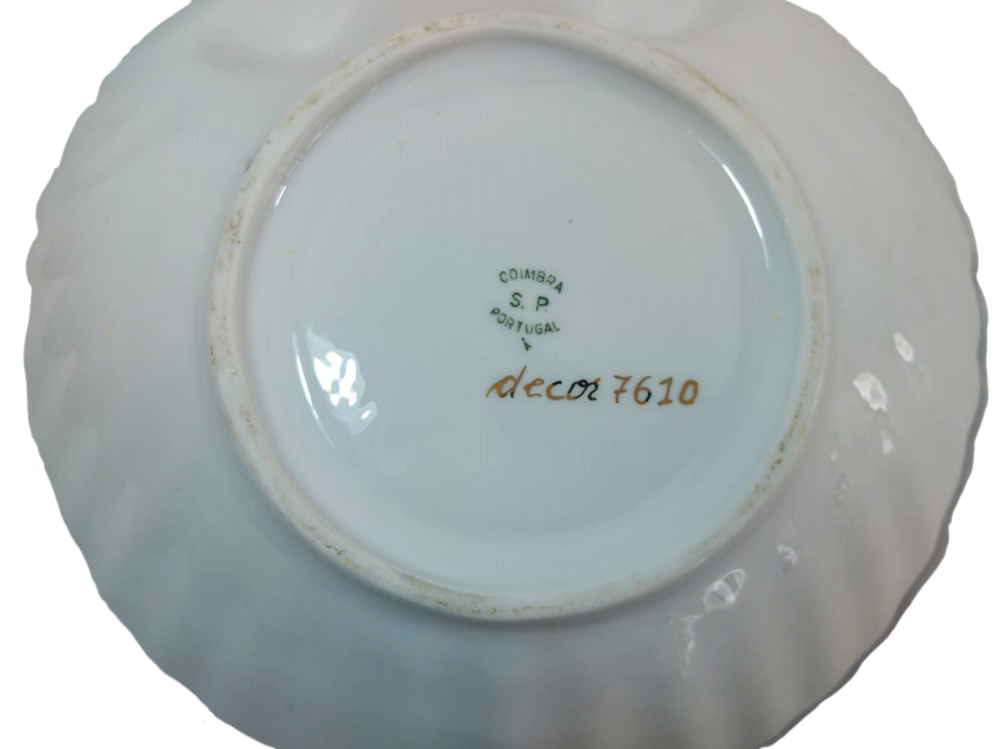 1920s Coimbra Hand-Painted Shell Dish with Gold Accents