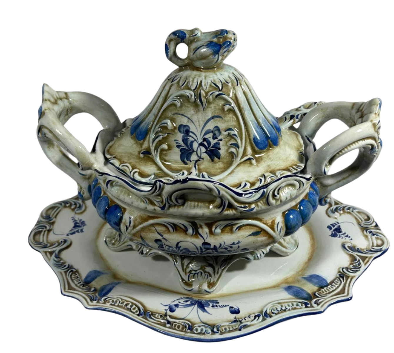 Baroque-Style Decorative Tureen with Underplate - Blue and White Porcelain