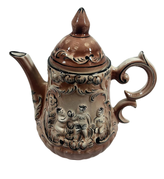 Early 20th-Century Alcobaça Ceramic Teapot with Hand-Painted Motif and Cherub Design