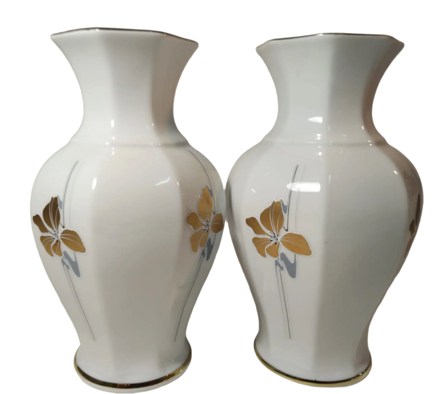 Elegant Pair of Vintage Filigree Vases (1960s–1970s)