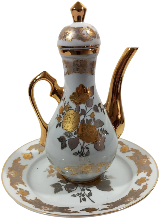 German Teapot Set with Golden Floral Motifs – 1950s–1960s