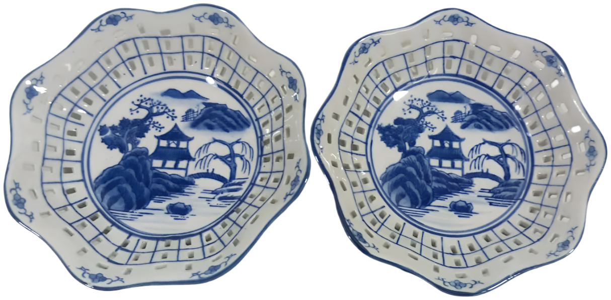 Pair of Alcobaça Blue and White Decorative Fruit Bowls with Openwork Design