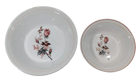 Pair of Aveiro Hand-Painted Salad Bowls with Floral Motif, 19th Century